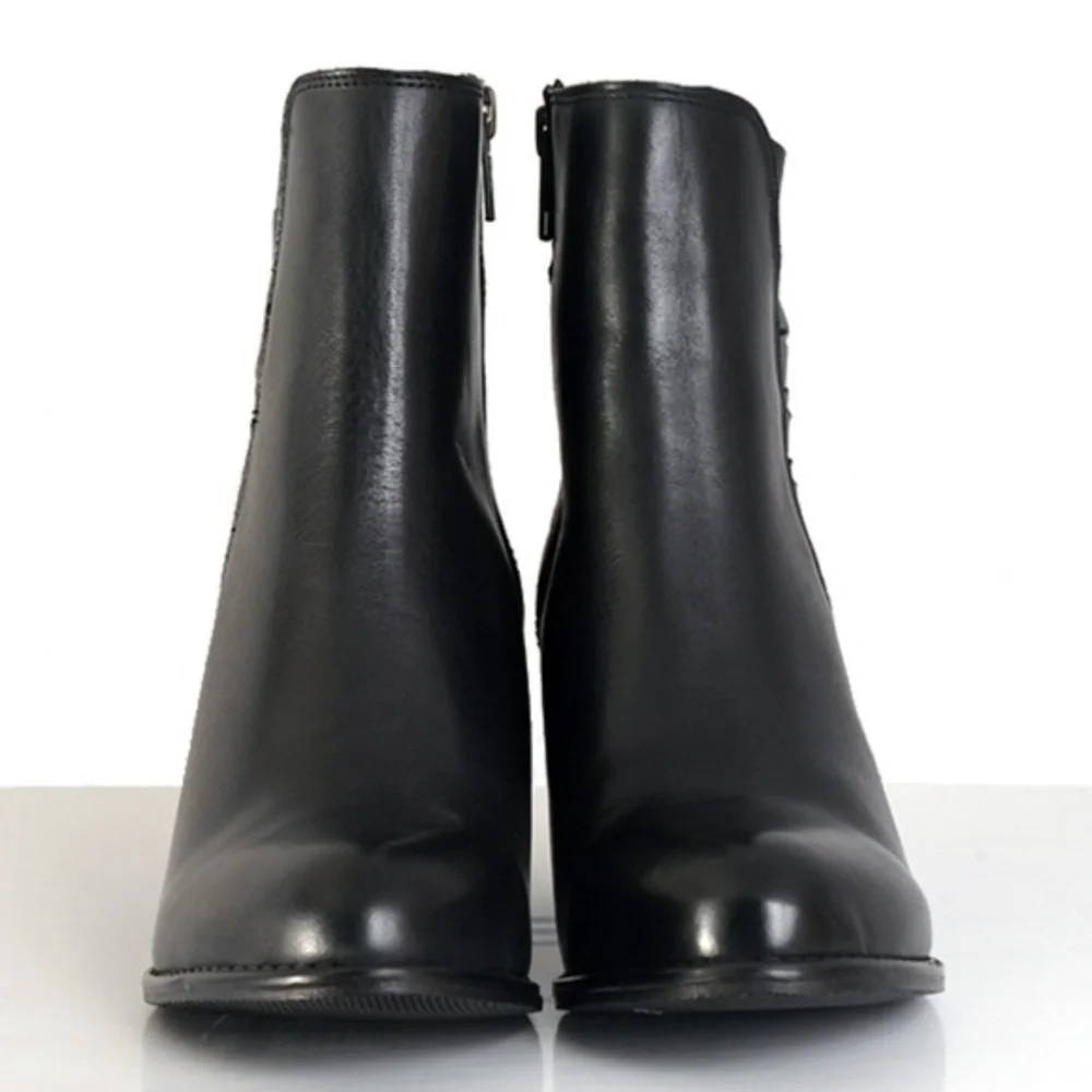 NIB Hardy Luxurious Black Leather Ankle Boot w/Block Heel - Picture 7 of 7